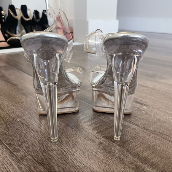 Layla Platform Heels - Picture 4 of 4